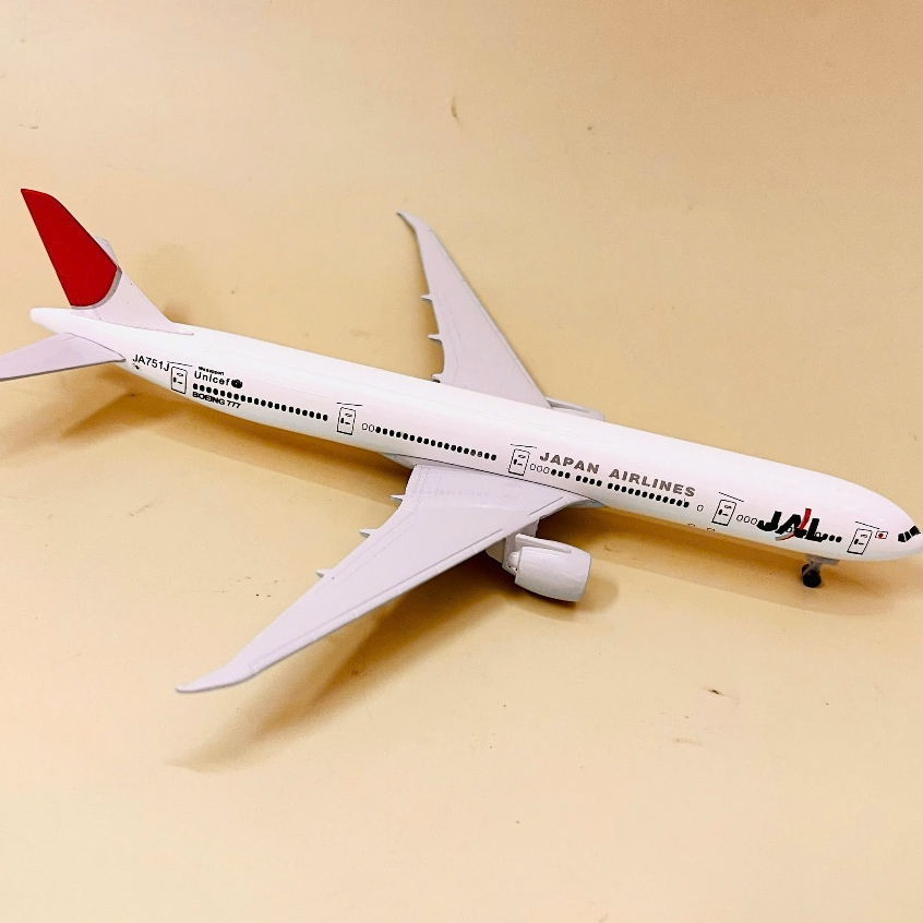 โบอิ้ง 777 JAL Japan Airlines Airlines คุณภาพสูง เคลือบแป้งมัน คลาส 1 (fullbox) สเกล 1:400