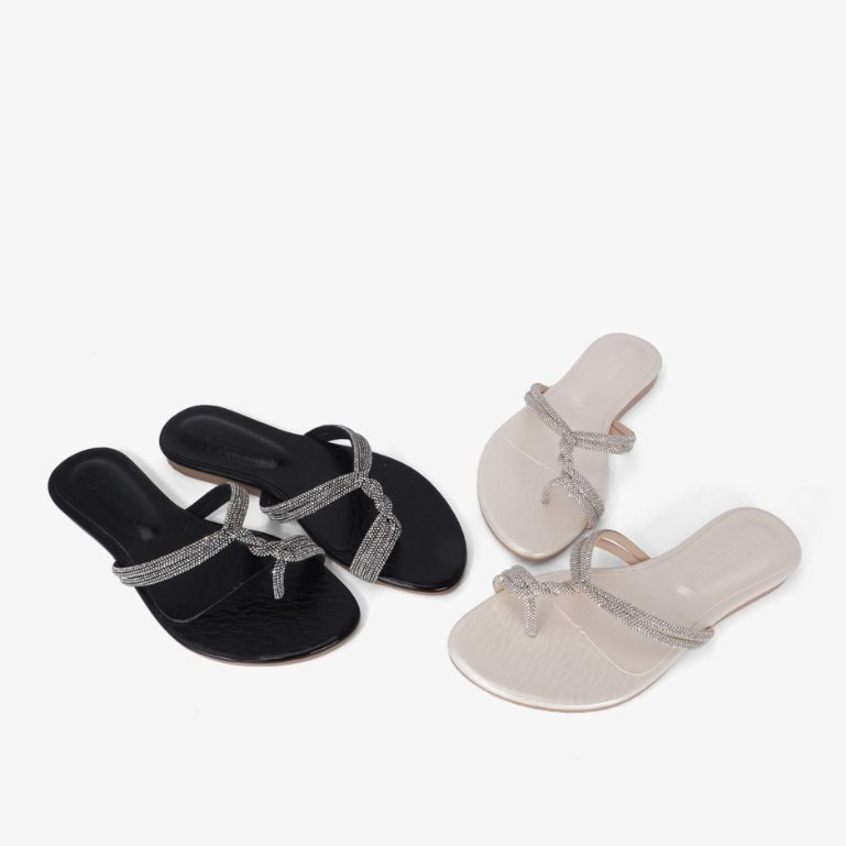 [HCM] Hanh Dung Flat Sandals with Cross Toe Straps HD02249AB (ครีม-ดํา)