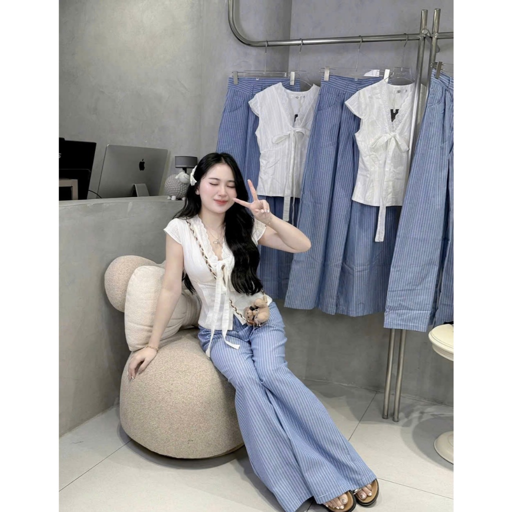 S894 ชุดเสื้อโบว์ลูกไม้ขนาดใหญ่ 2 ชิ้น + กางเกงลายทางยาว