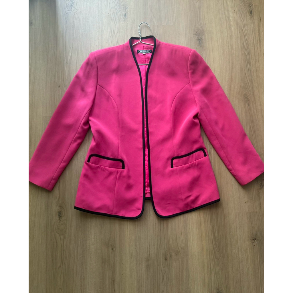 PASS BLAZER OVERSIZE สีชมพูเปิดคอ