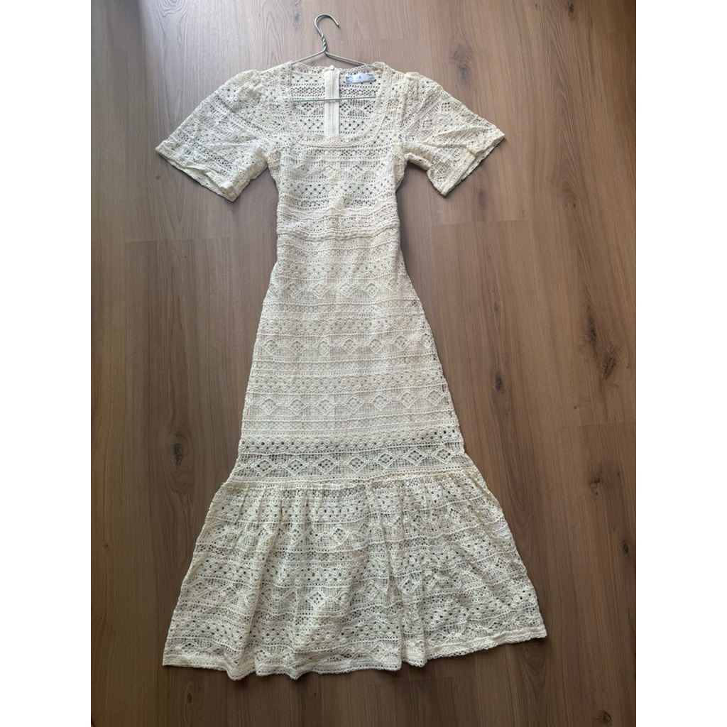 ️ ️PASS NEW QC LACE DRESS SIZE XS