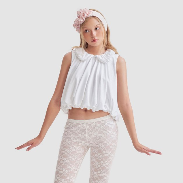 Aie tbsp. WHIPPING TOP เสื้อกล้ามคอเต่าผู้หญิง คอปกระบาย