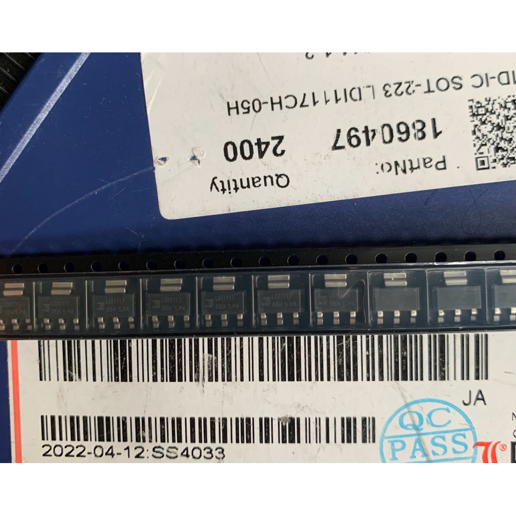 เครื่องปรับแรงดันไฟฟ้า 10 ชิ้น IC 5V LDI1117CH ,1117 ,AMS1117 SOT-223.
