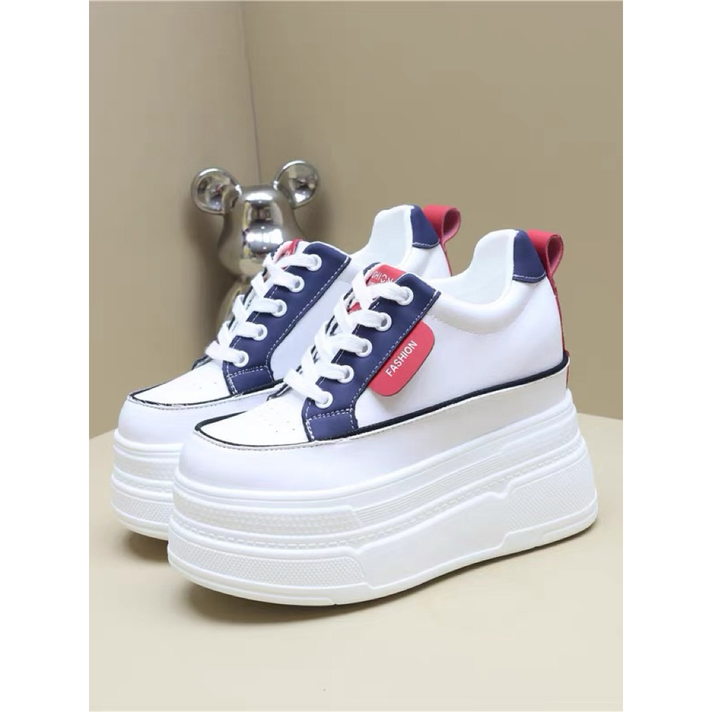 รองเท้าผ้าใบพื้นบุนวม 10cm,14cm