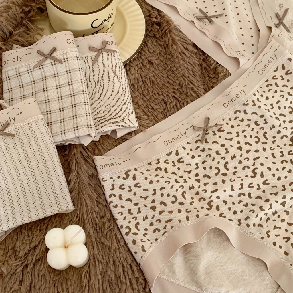 (ฟรีกางเกง) COMBO ชุดชั้นในสตรีผ้าฝ้ายนุ่ม Elegant Neutral Color (ซื้อ 5Q GET 1Q ฟรี)