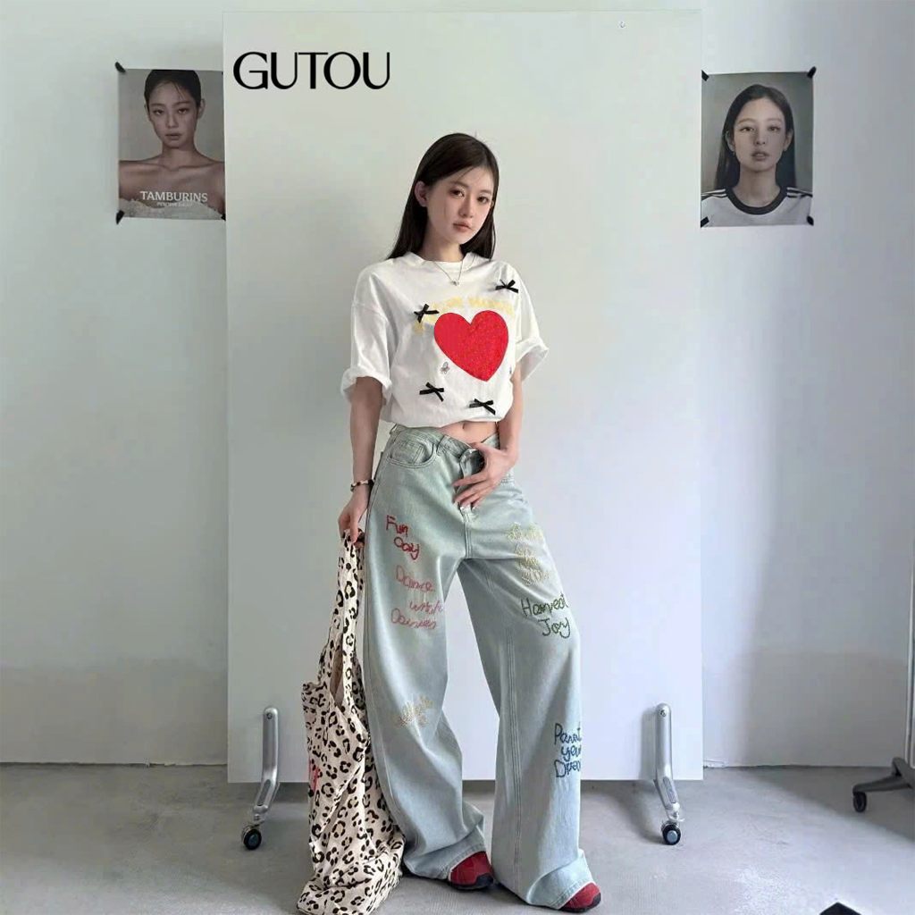 [ GUTOU ] กางเกงยีนส์ทรงตรง Fun Day G90