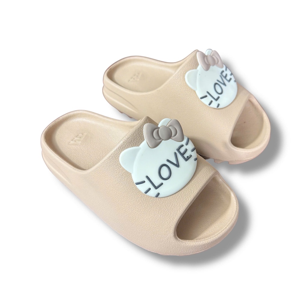 YZ รองเท้าแตะขนมปังสําหรับผู้ชายและผู้หญิงที่มีพื้นรองเท้าสูงและของขวัญเสน่ห์น่ารักรองเท้าแตะแฟชั่น 