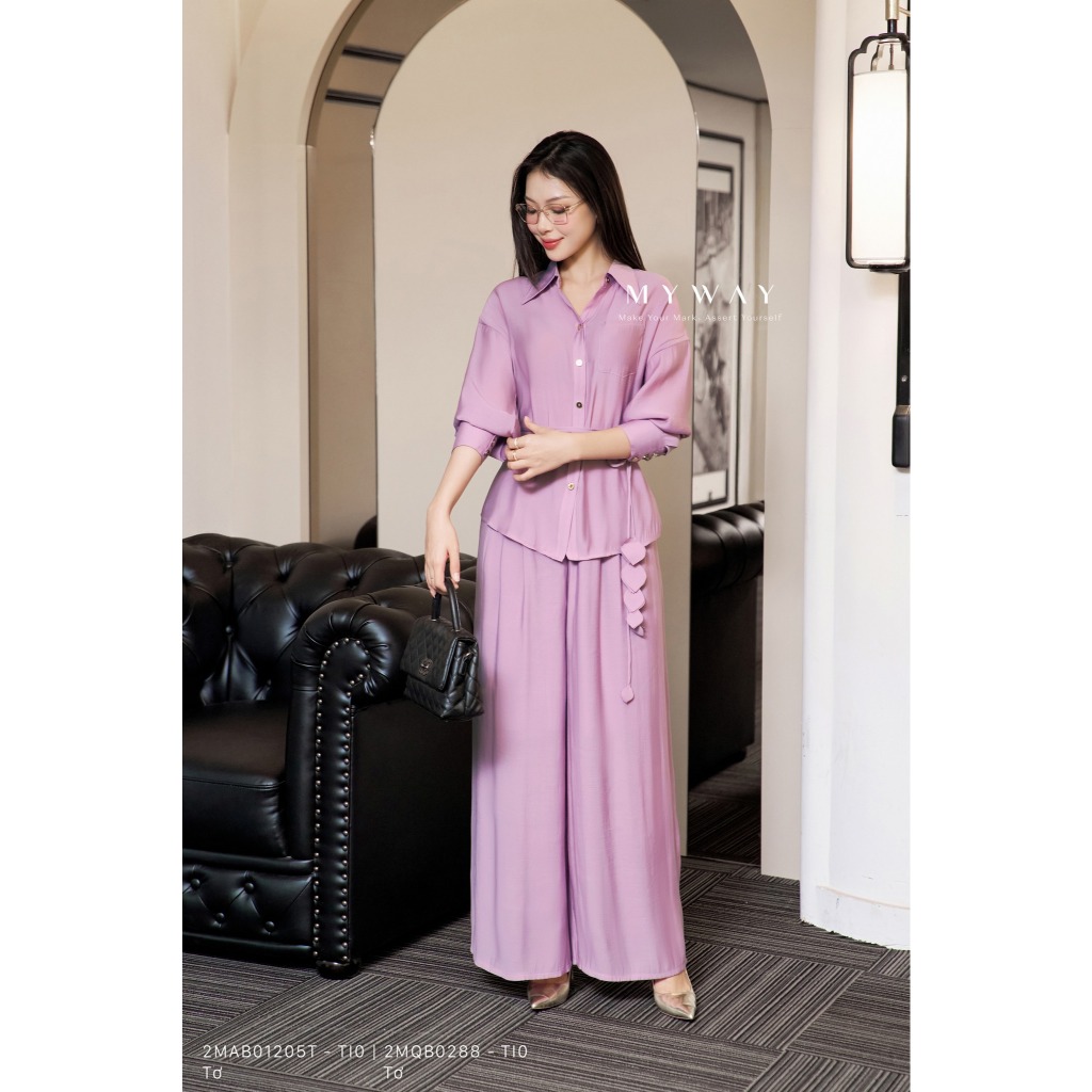 ชุดผ้าไหมสีม่วงลาเวนเดอร์เสื้อแขนยาวพร้อมกางเกงตรง MY WAY มาพร้อมเข็มขัดสุดหรู 2MAB01205T 2MQB0288