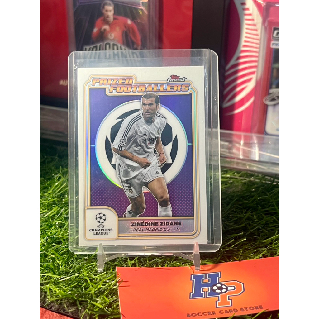 Zinedine Zidane Prized Footballer Topps Chrome Finest UCL 2024/25