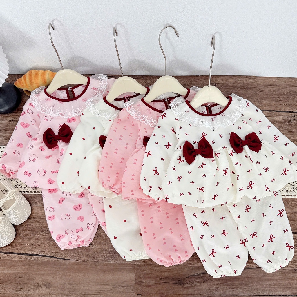 ชุดชุดนอนแขนยาวคอปกระบายและโบว์สําหรับเด็กอายุตั้งแต่ 1 ปีถึง 5 ปี