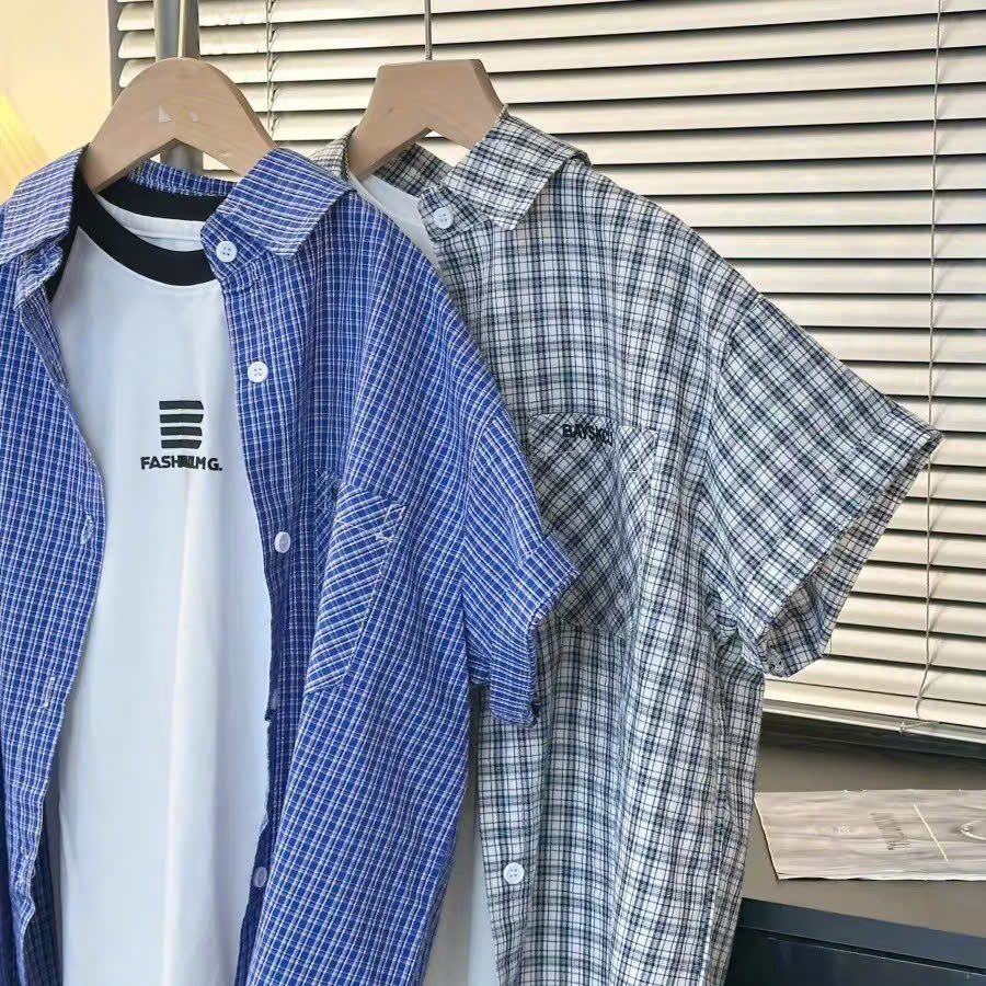 เสื้อเชิ้ตแขนสั้นเด็กชาย JULY KId สําหรับไปโรงเรียน ทุกขนาดสําหรับเด็ก 17 ถึง 35กิโลกรัม (อายุ 3-9 ข