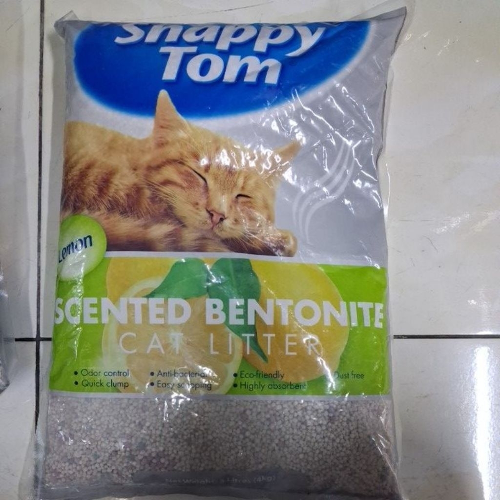 Snappy tom cat litter