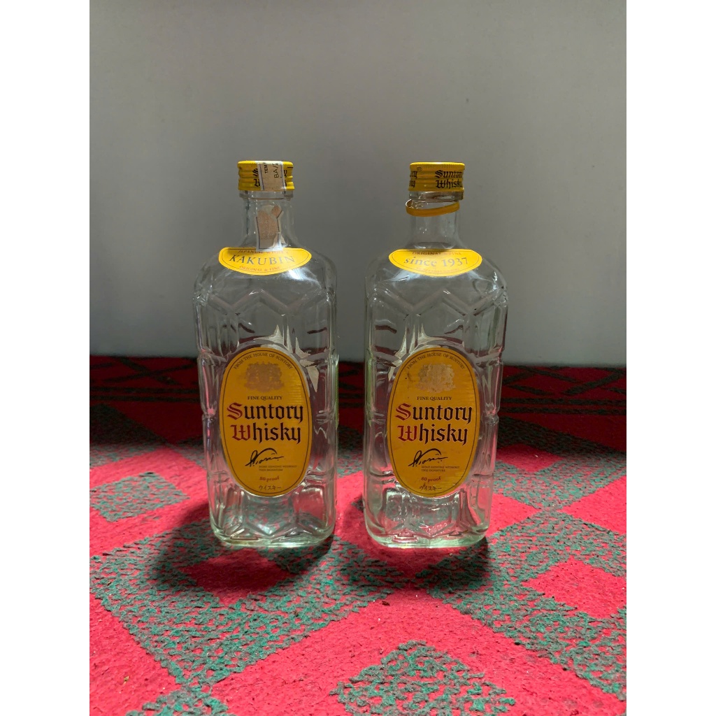 ขวดวิสกี้ – Suntory Whisky – Decor & Luxury Collectibles