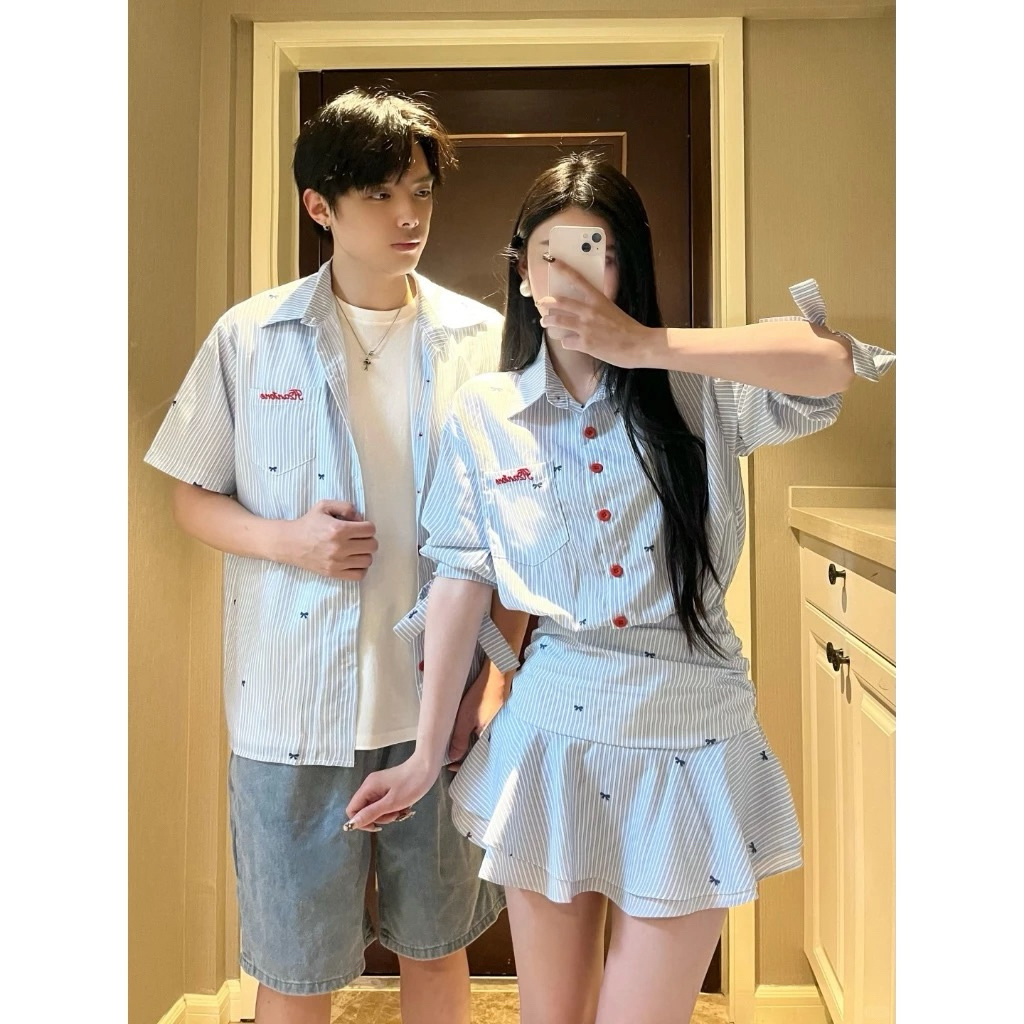 เซ็ตเสื้อลายทางปักสําหรับผู้ชายและผู้หญิง เสื้อเชิ้ต เสื้อรัดเอว กระโปรงปลอม สวยสุดๆสําหรับรูปถ่ายสวยๆ