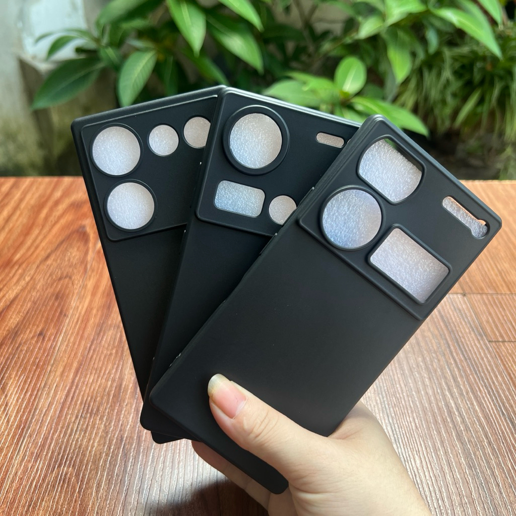 เคสซิลิโคนยืดหยุ่นสําหรับ ZTE Nubia Z50 Ultra/ Z60 Ultra/ Z70 Ultra/ Z70S Ultra สีดําและป้องกันลายนิ