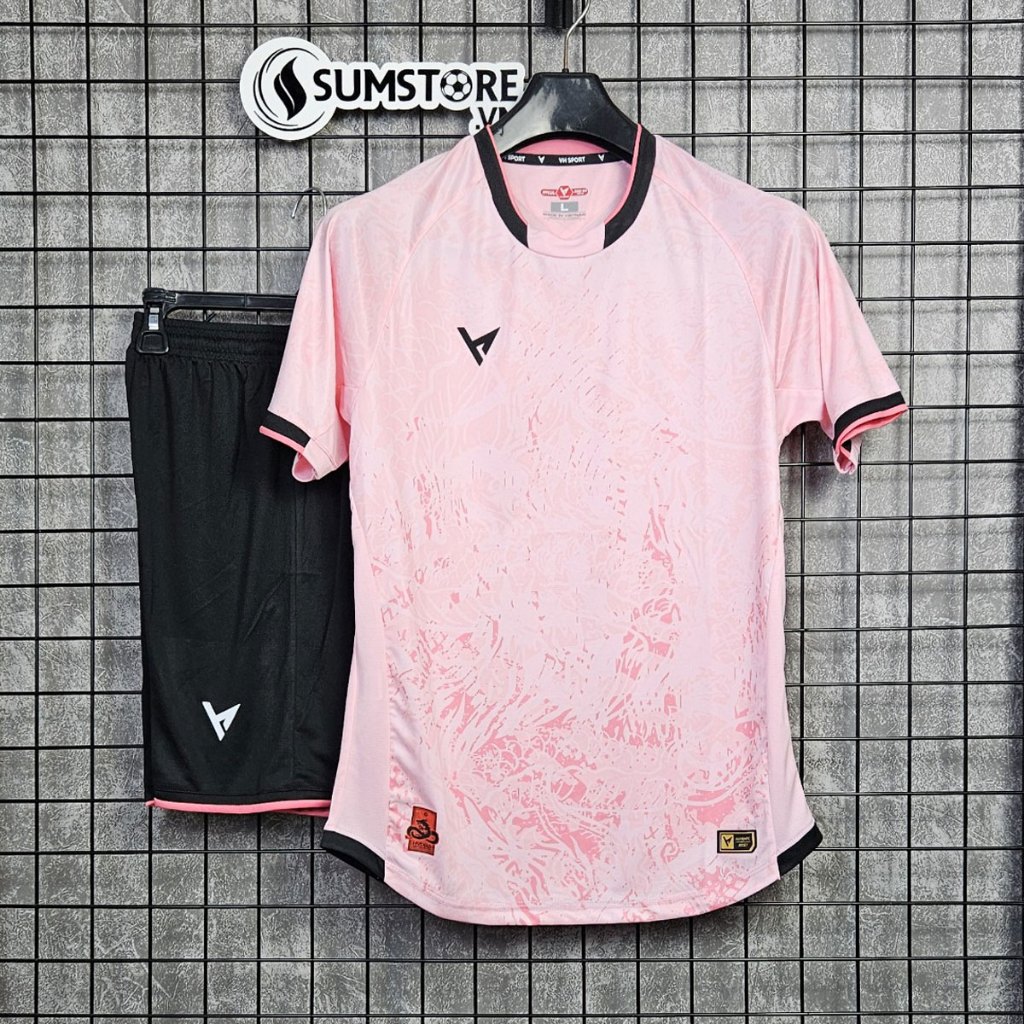 VH Hydra เสื้อฟุตบอลฟรีโลโก้ - สีชมพู - เสื้อฟุตบอลชายและหญิง