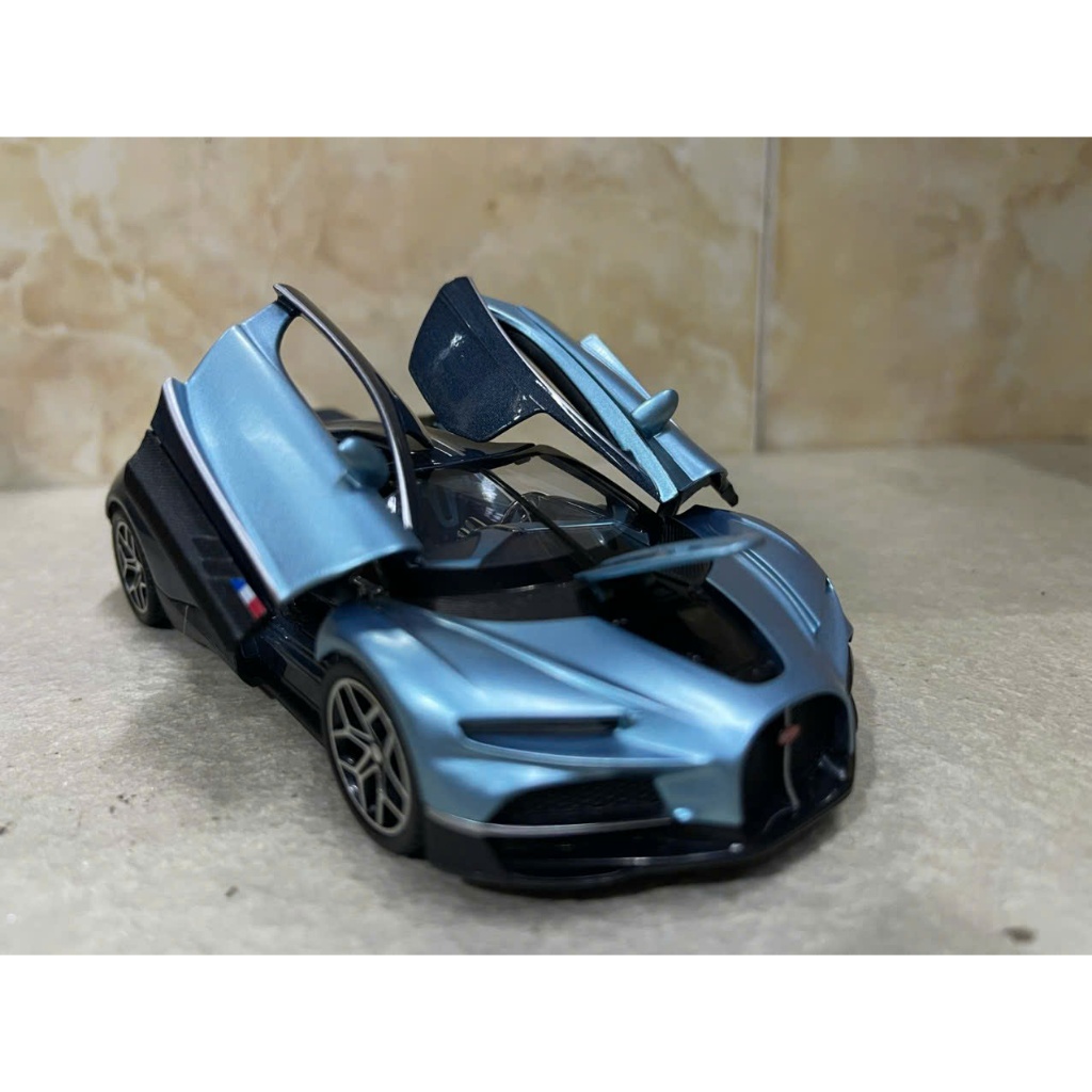 โมเดล Bugatti Veyron Supercar - 1:32