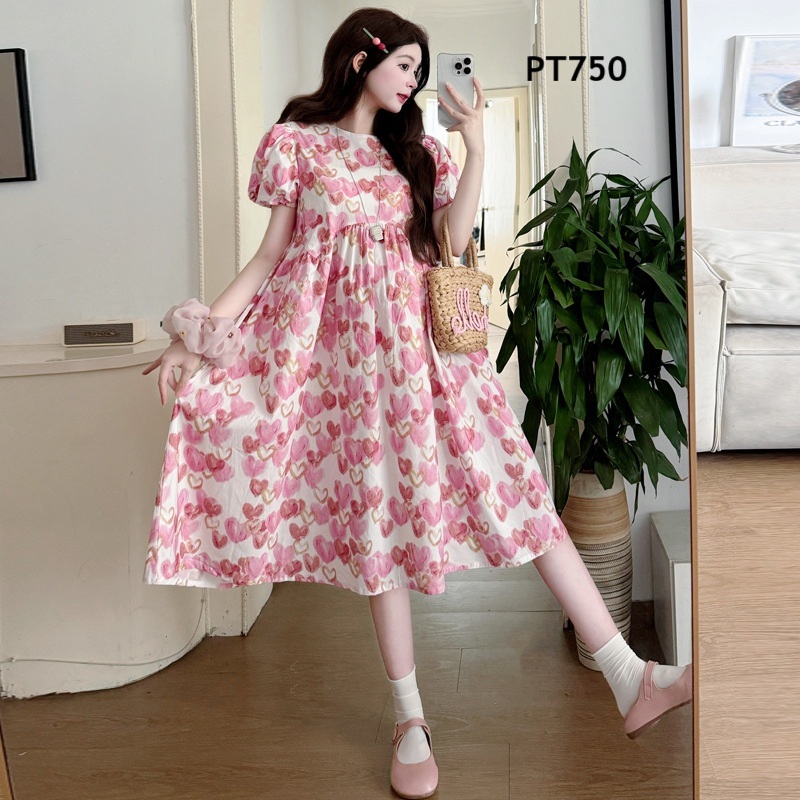 เดรสบอลลายหัวใจสีชมพู ทรงเข้ารูป Flattering - PT750