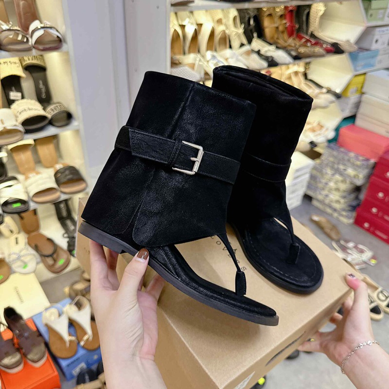 รองเท้าบู๊ทหนังกลับ qc fullboxxxxx ของแท้