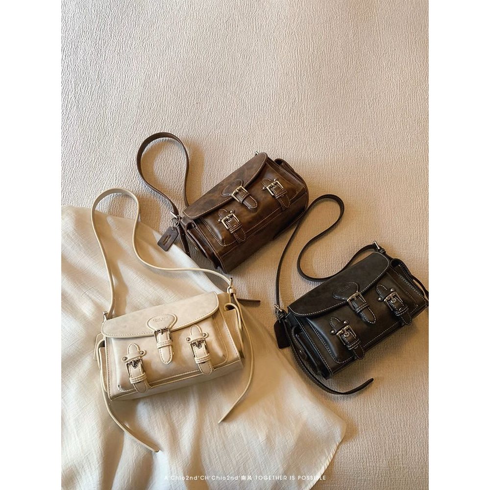 [AVAILABLE] กระเป๋าสวยมือ Chio2 ของแท้ - CD650