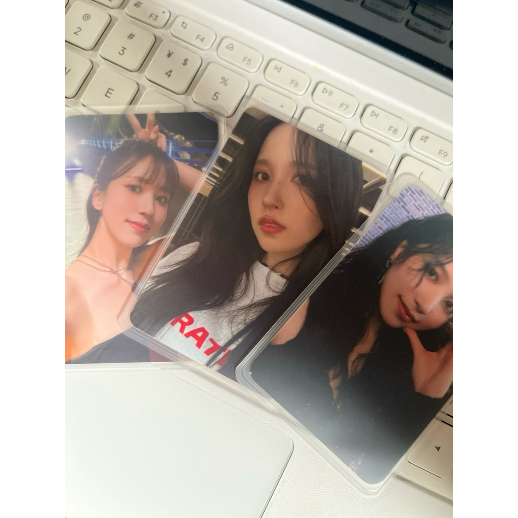 การ์ด POB LUCKY DRAW TWICE MINA STRIPEGY ของแท้