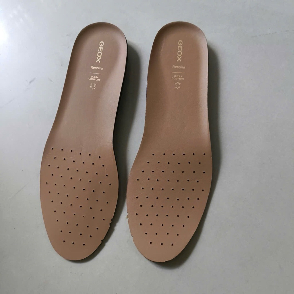 พื้นรองเท้า Geox ระบายอากาศได้ดีและสะดวกสบาย