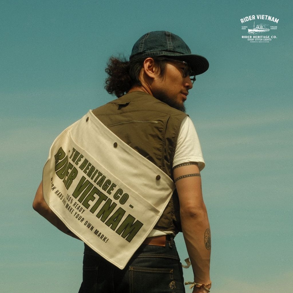 RIDER VIETNAM กระเป๋าผ้ากันเปื้อนครอสบอดี้ – สไตล์ Workwear ดีไซน์หลายช่อง วินเทจ Unisex