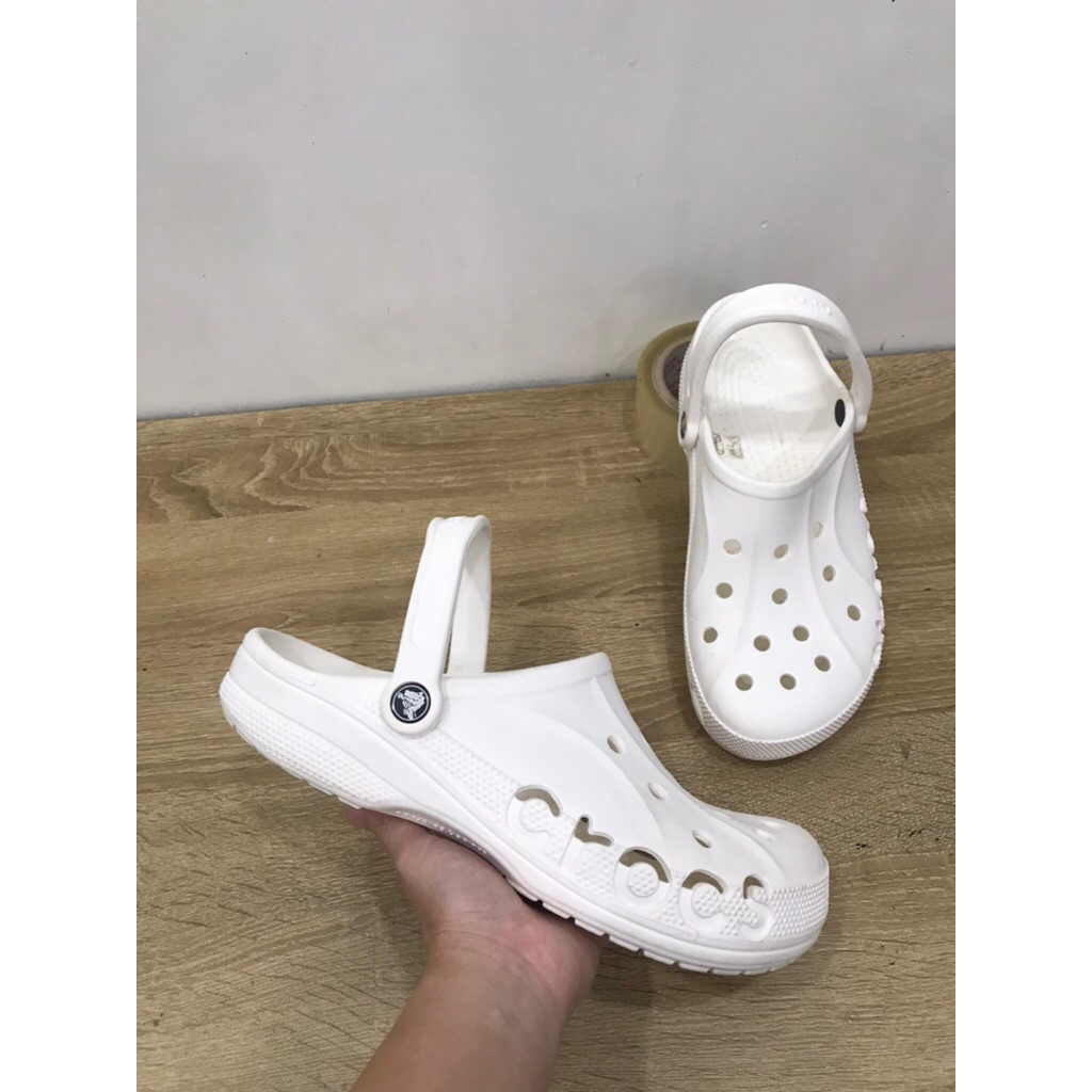 Crocs 2hand size M9-42 ใหม่เอี่ยม ภาพจริง