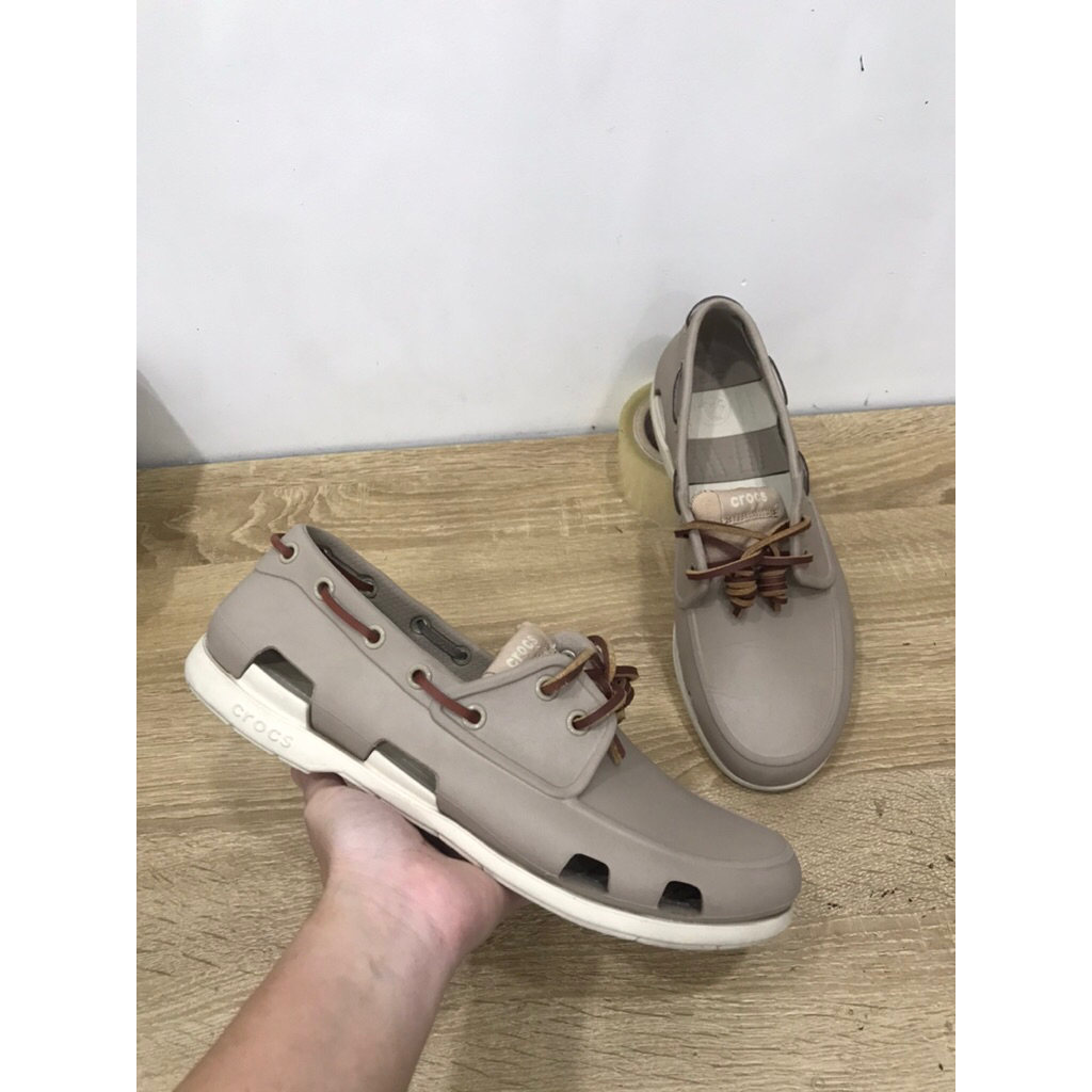 รองเท้า Crocs 2hand ไซส์ M9-42/43 ใหม่เอี่ยม ภาพถ่ายจริง