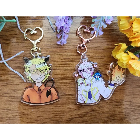 ยินดีต้อนรับสู่โรงเรียนปีศาจ iruma-kun: พวงกุญแจอะคริลิค Asmodeous และ Leid