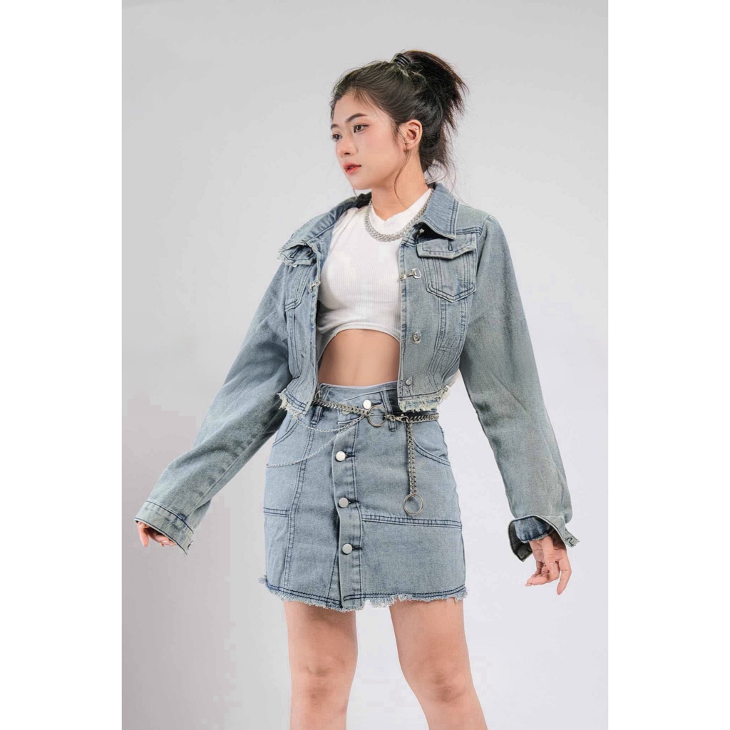 เสื้อแจ็คเก็ตผู้หญิง Crop Jean Jacket รุ่น 1, Jean Jacket