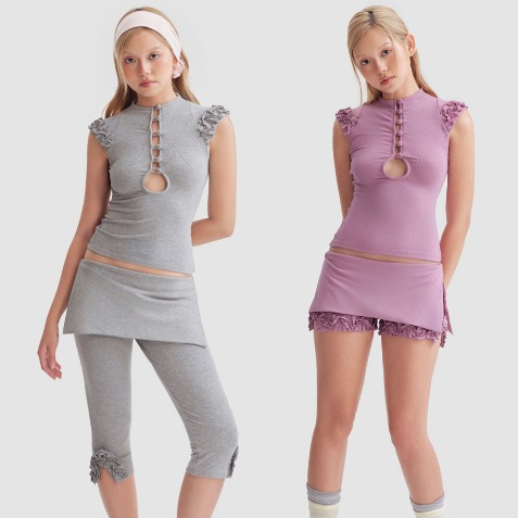 Aie tbsp. พิลาลา ชุด ชุด ชุดเสื้อยืดทรงระบายคอเต่ารัดรูปกระดุมเล็กตัดอก