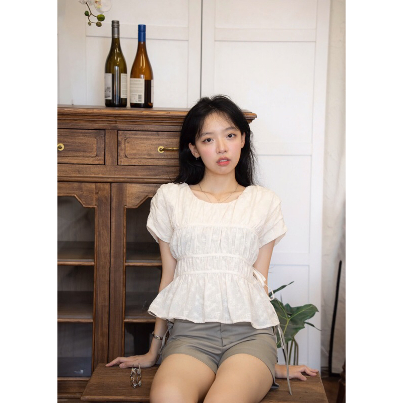 MODEN - เสื้อครอปสตรีครอป - YORI