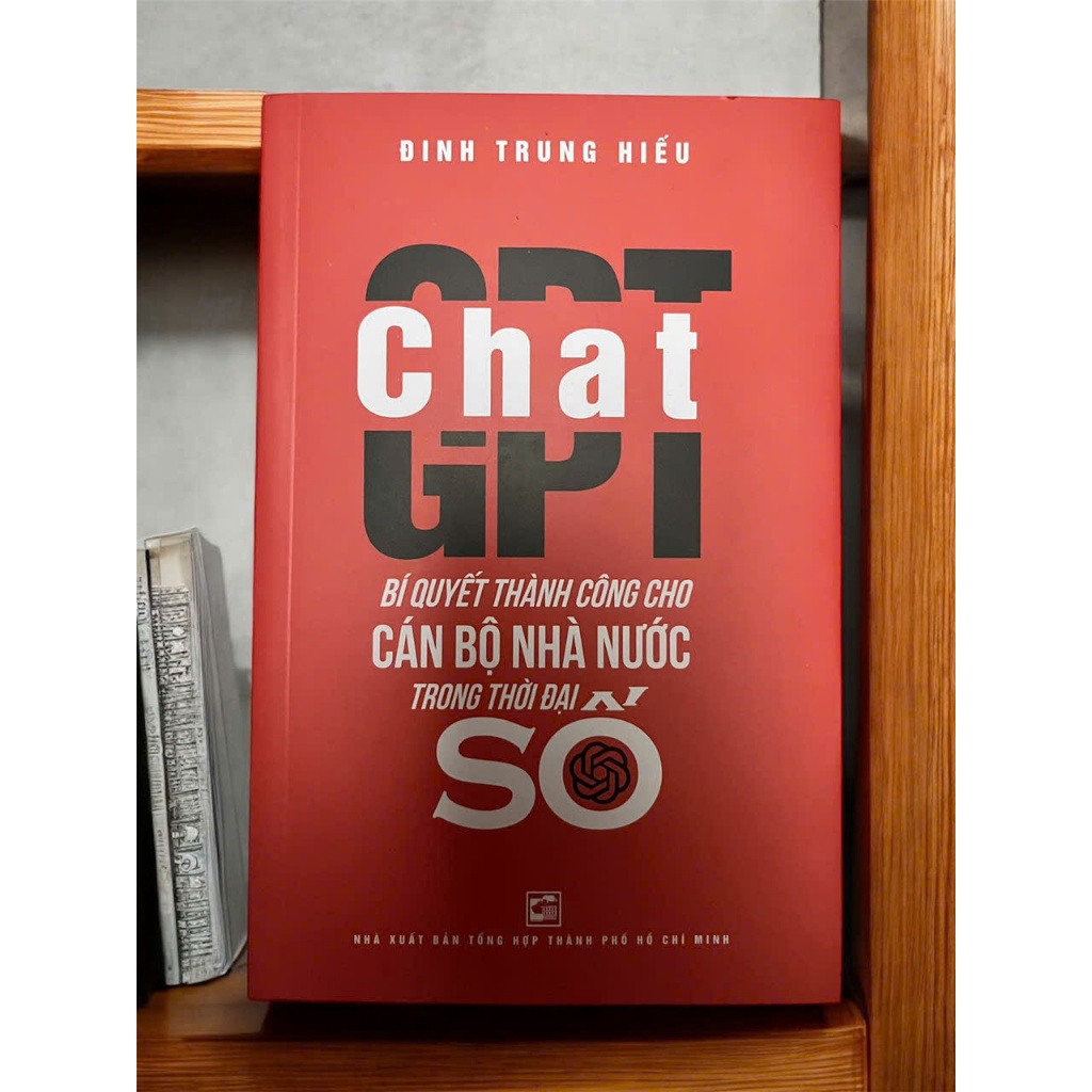 หนังสือ GPT Chat - เคล็ดลับความสําเร็จเจ้าหน้าที่รัฐยุคดิจิทัล (TOH)
