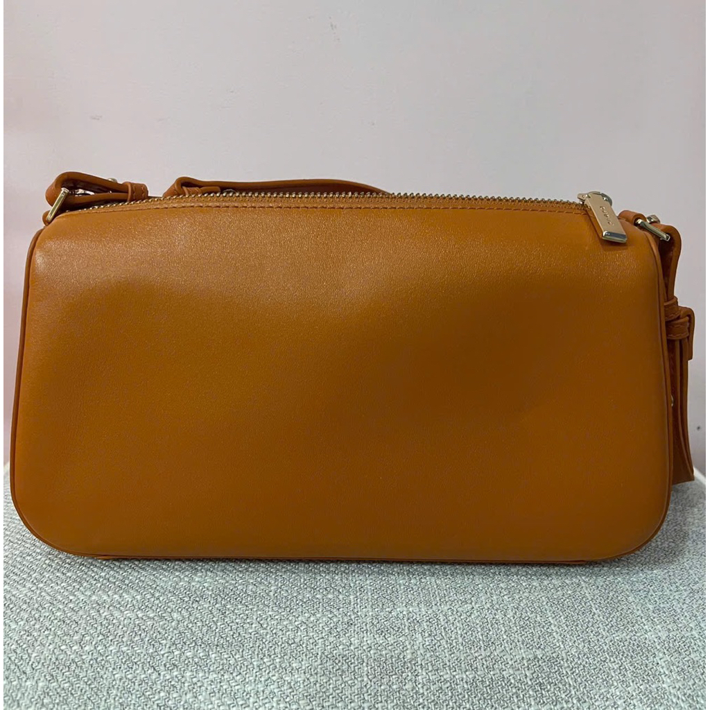 กระเป๋า PEDRO ของแท้ 95%