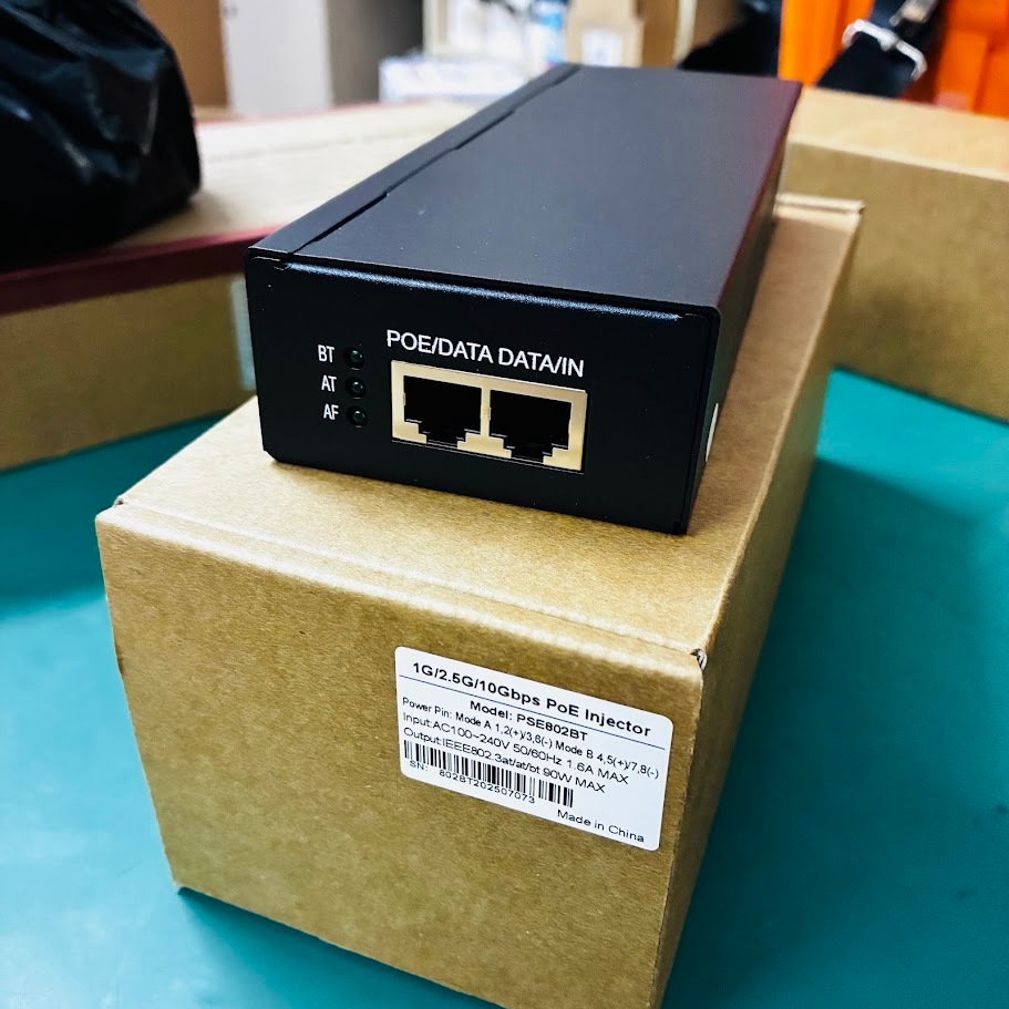 แหล่งจ่ายไฟ POE ผ่านสายเครือข่าย 1G/2.5G/10G, 90W 1,2,4,5(+),3,4,6,7,8(-) P/N: PSE802BT
