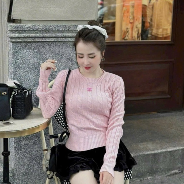 เสื้อกันหนาวแขนยาวฤดูใบไม้ร่วงฤดูหนาวของผู้หญิงทําจากขนสัตว์ การควบคุมคุณภาพ มิงค์โทจิ รูปแบบพื้นฐานอ่อนเยาว์และแบบไดนามิก