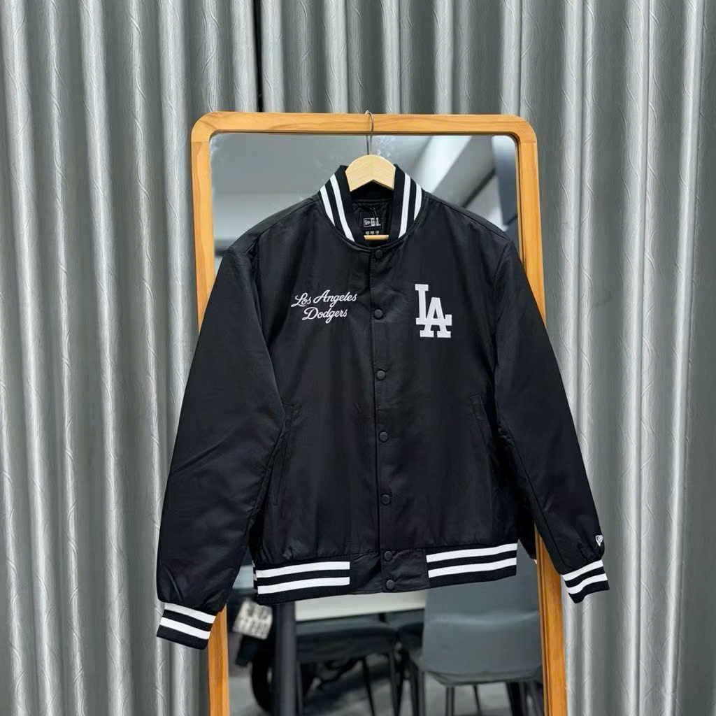 NEW ERA LA bomber jacket ทั้งชายและหญิง NEW รุ่น 2025