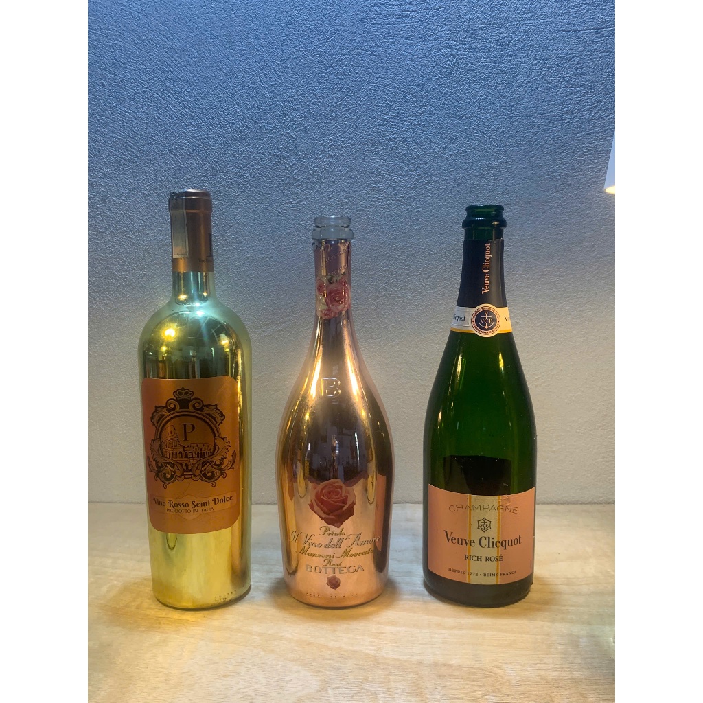 คอมโบขวดไวน์หวาน 3 ขวดและแชมเปญ – Veuve Clicquot, Bottega & P Vino Rosso Luxury