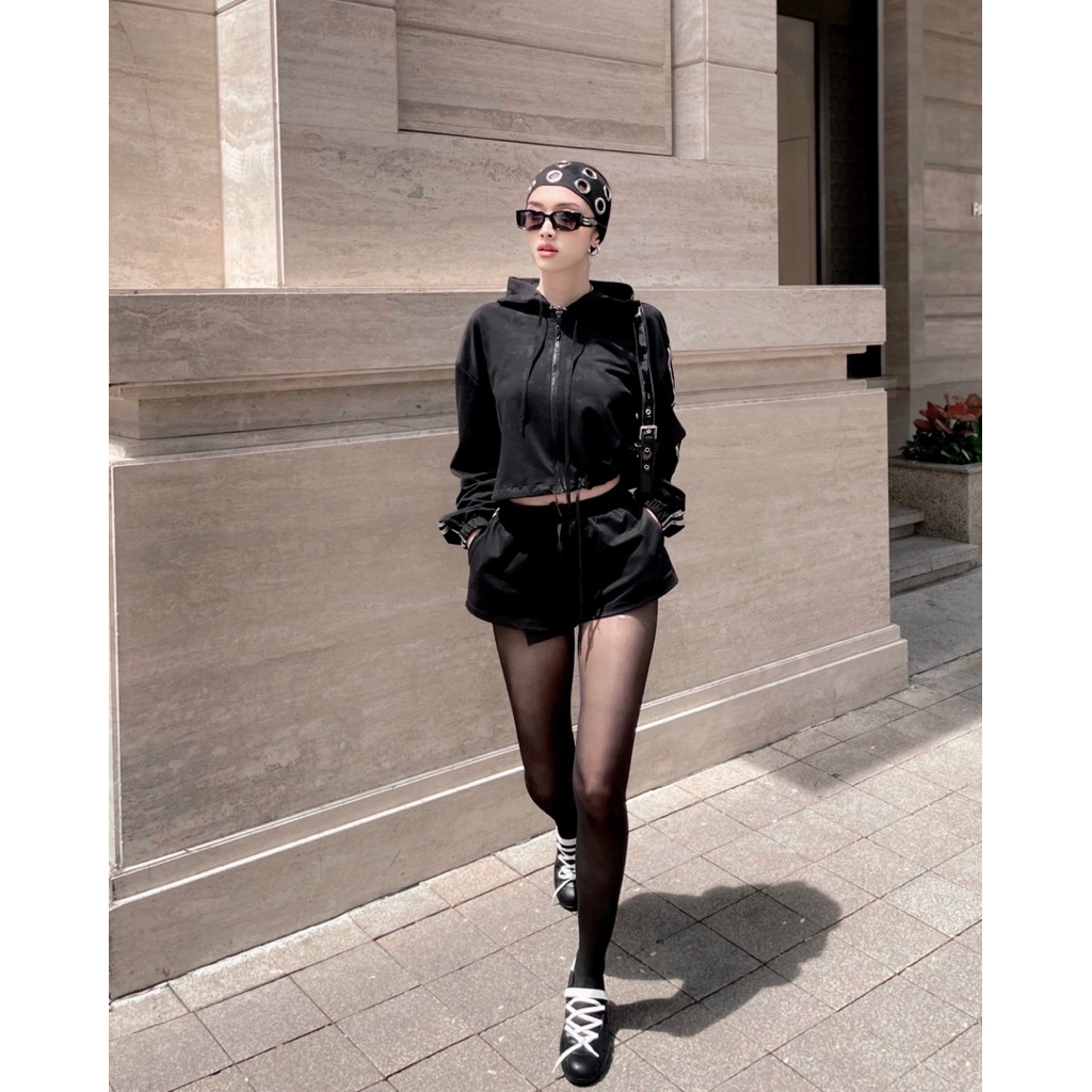 BLACK EYE JACKET SET + LAKING SILVER FRAME SHORTS S138