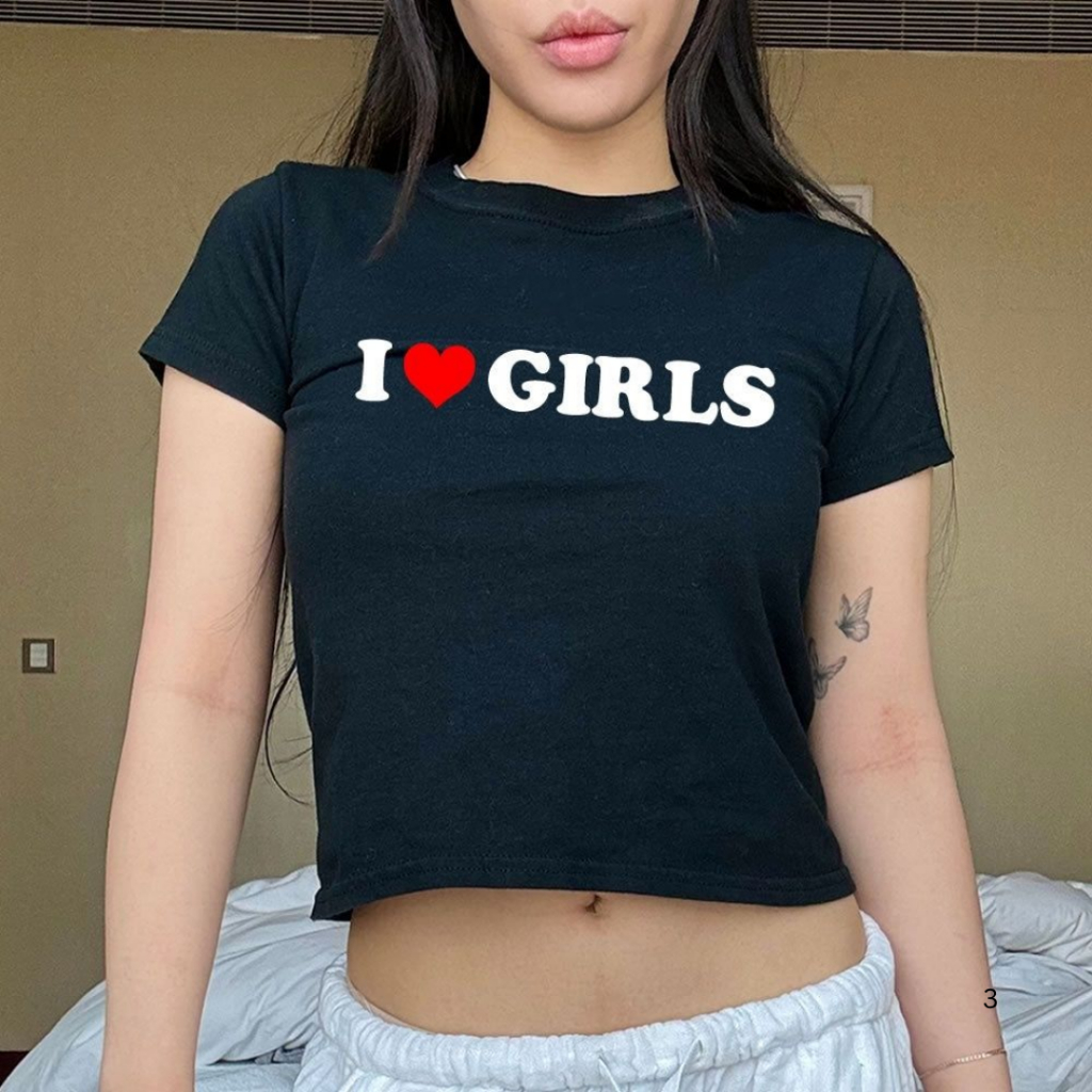 I Love Girls" เสื้อยืด Babytee สีดําขั้นพื้นฐาน เสื้อยืด Babytee ตรงลําลอง