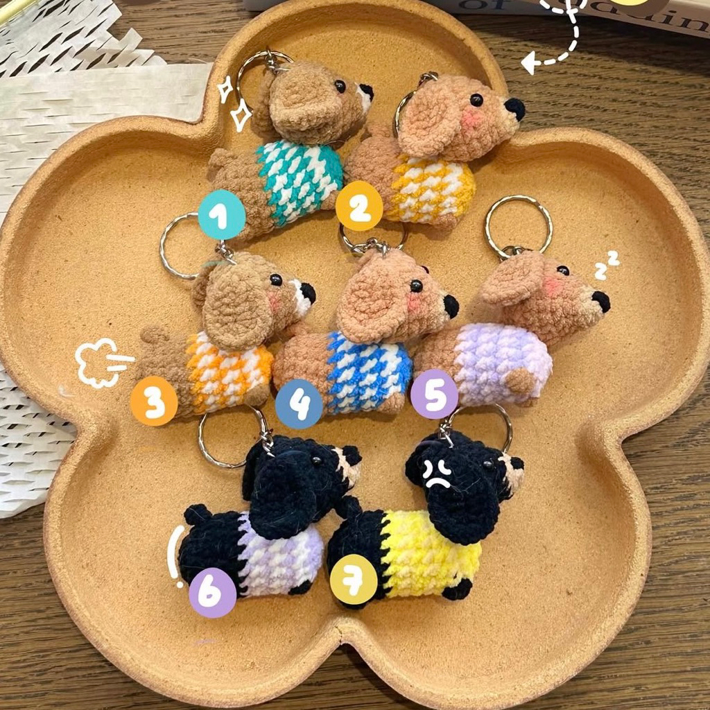 [พวงกุญแจ WOOL] SAUSAGE DOG