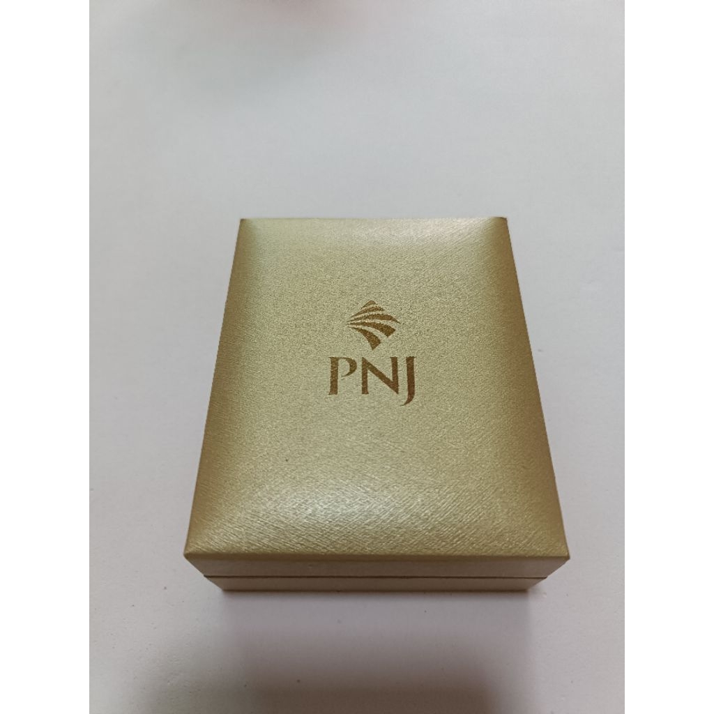 [LIQUIDATION] กล่องสร้อยคอ PNJ (STT 01)