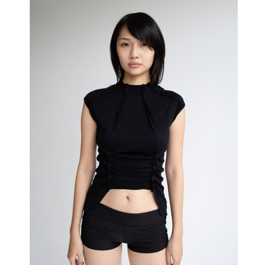 เสื้อเชิ้ตสไตล์ Aie jr. COTTONBERRY TOP  ครอปเสื้อยืดคอเต่าจับจีบกระดุมหน้าท้อง 2 แถว วัสดุ ผ้าคอตตอ