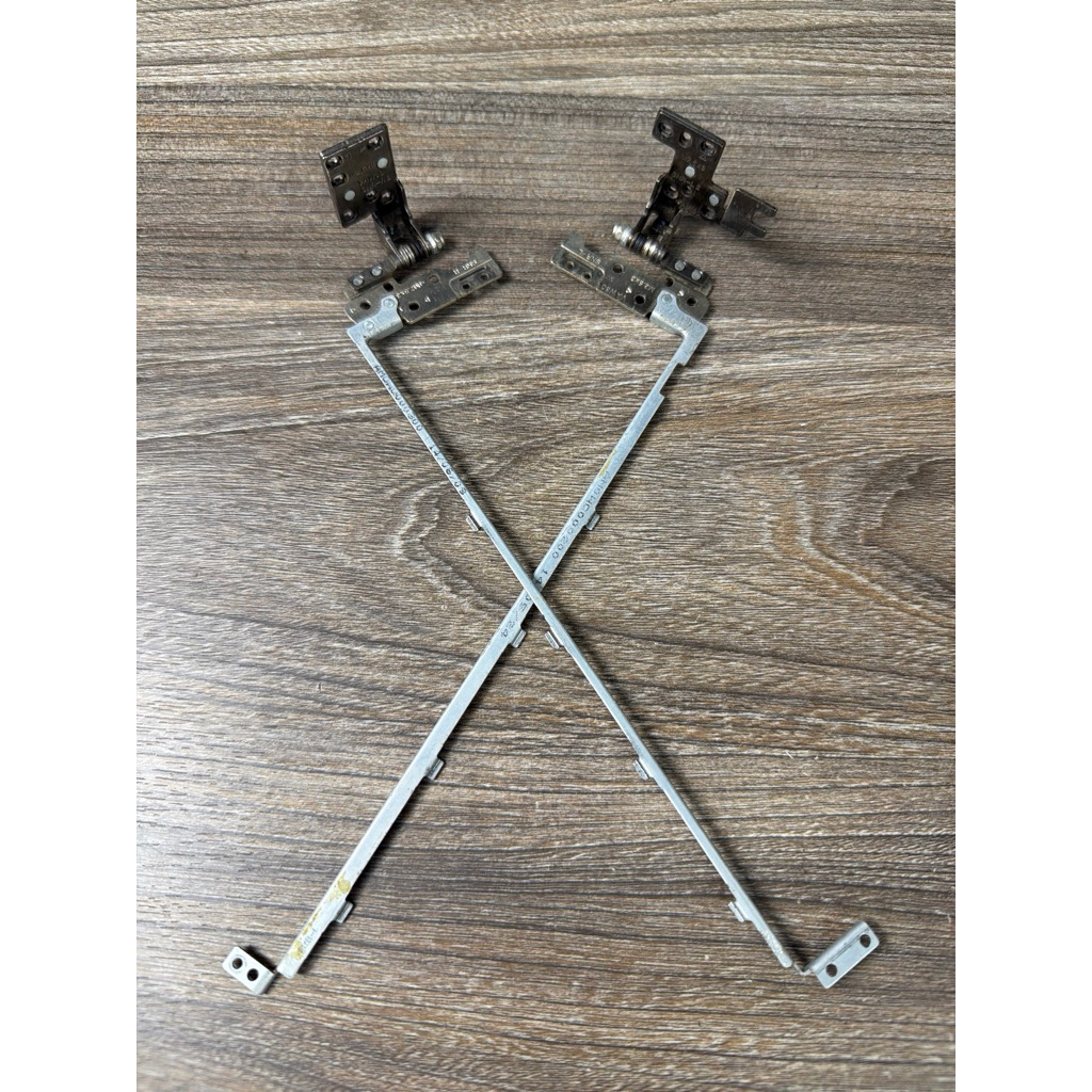 บานพับแล็ปท็อป Dell Latitude E5440