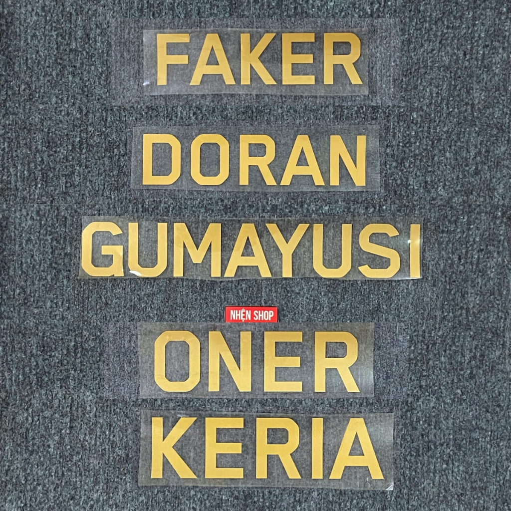 เครื่องหมาย NAME GOLD TAG PRINTED SHIRT 2025 T1 WORLDS UNIFORM JACKET