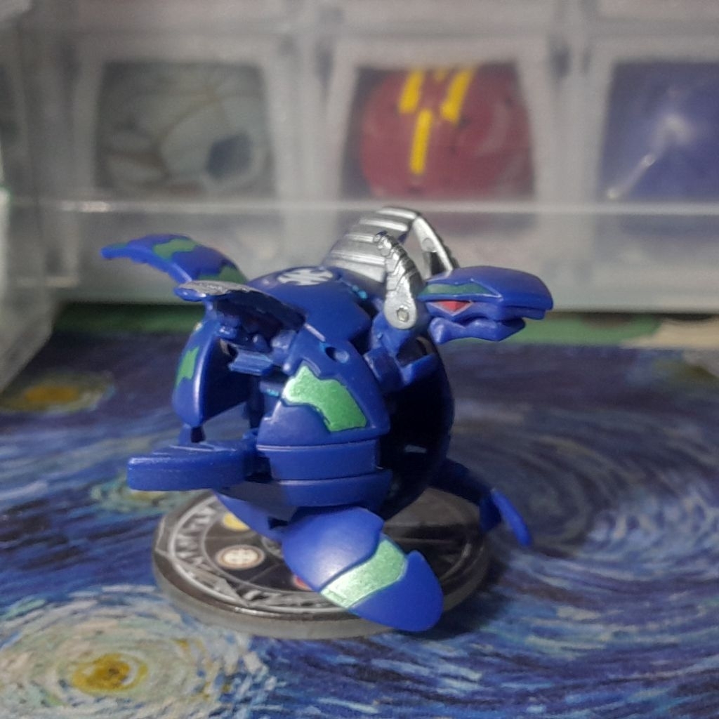 Bakugan B2 Model: Midnight Percival
