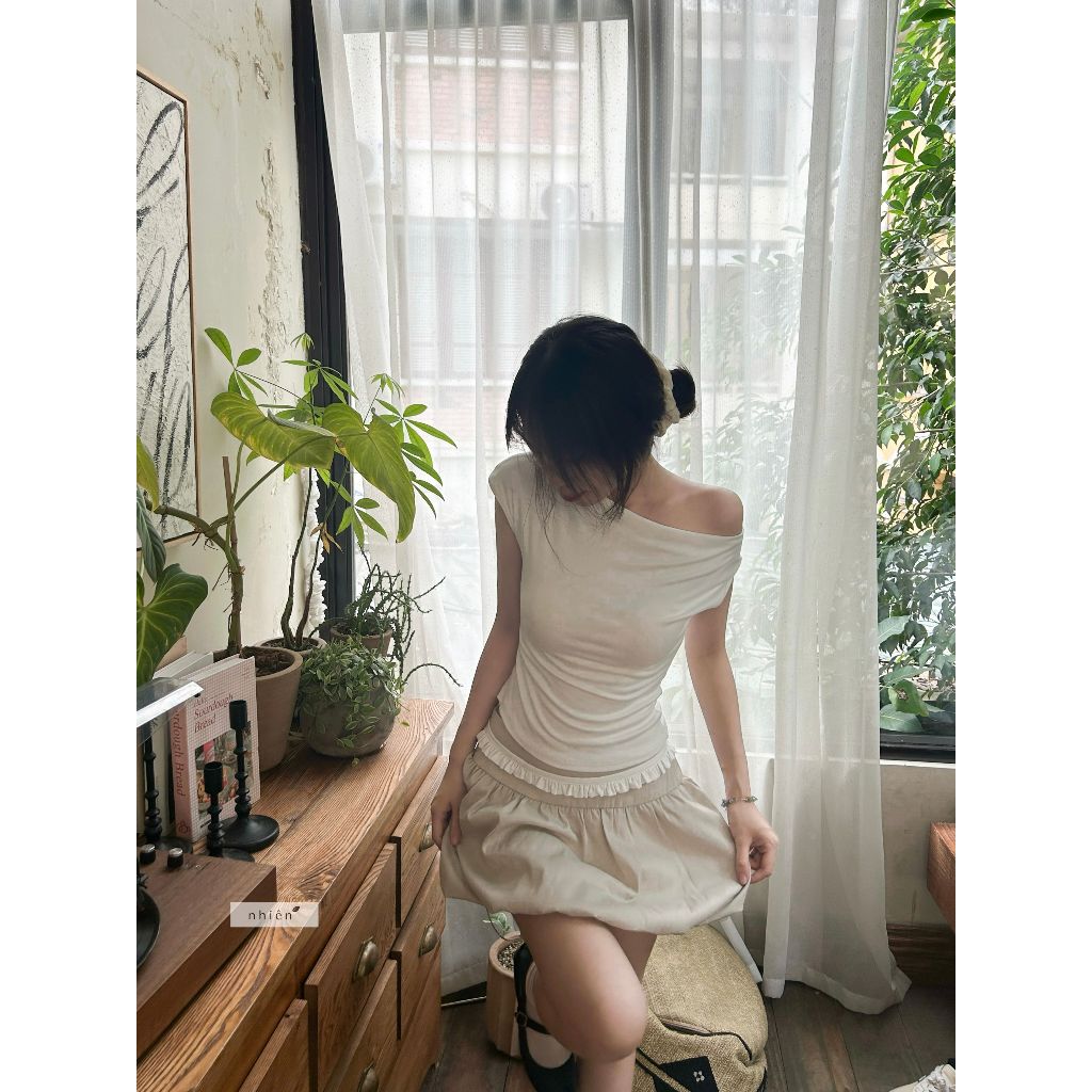 Betty Top - เสื้อยืดไหล่ซ้ายผู้หญิง (FREE STRING INCLUDED) nhien.official BA429