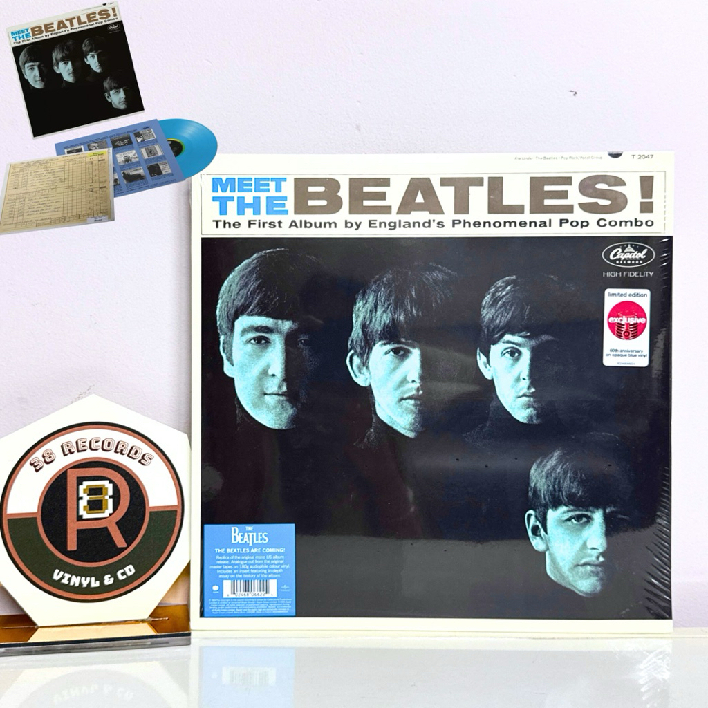 The Beatles Turntable - พบกับ Beatles! (Target Exclusive Blue Vinyl) - มุม