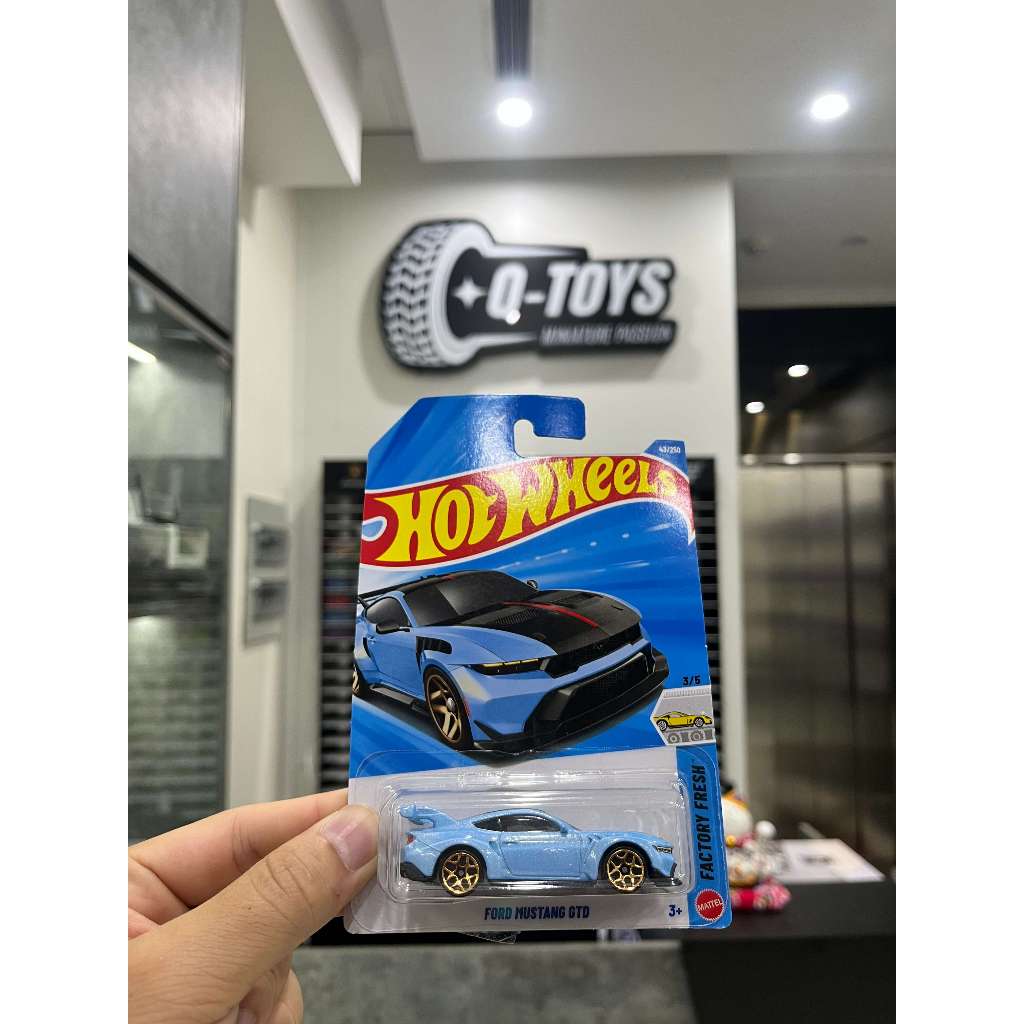 Qtoys Hot Wheels รถโมเดล Ford Mustang GTD 1:64 สเกล - Basic CASE B 2026
